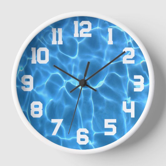 Weiße Sportnummern Aqua Blue Pool Uhr (Vorderseite)