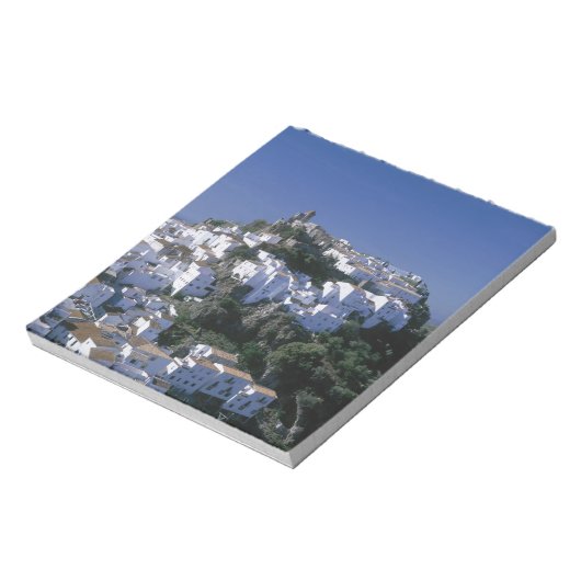 Weiße Stadt Casares, Andalusien, Spanien Notizblock (Rotiert)