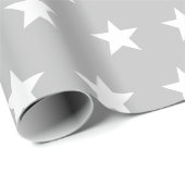 Weiße Sterne auf weichem Grau Geschenkpapier (Rolleneckpunkt)