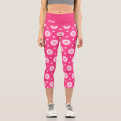 Weiße Sterne und Sterne über rosa Hintergrundmuste Capri Leggings (Vorderseite)