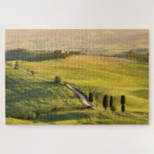 Weiße Straße in einer Toskana-Landschaft am Puzzle (Horizontal)