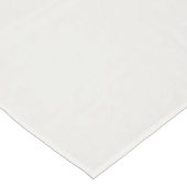 Weiße Striche auf milchweiß. Tischdecke (Schrägansicht)