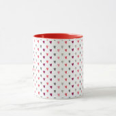 Weiße Tasse – Kleine Herzen gemischt (Zentrum)