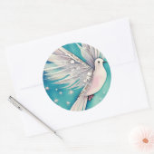 Weiße Taube mit ätherischen Flügeln Runder Aufkleber (Umschlag)