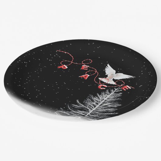 Weiße Taube mit friedlicher Weihnachtsschmuck Pappteller (Schrägansicht)