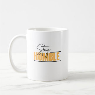 Weiße Teetasse mit gedrucktem Design
