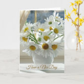 Weiße Töne, Kamille. Schöner Tag Karte (Gelbe Blume)