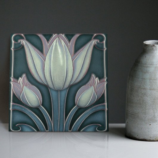 Weiße Tulips zum blauen symmetrischen Jugendstil Fliese