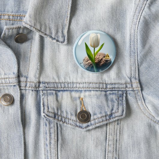 Weiße Tulpe in einer Blase Button (Beispiel)