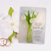 Weiße Tulpen in Milchflaschen FrühlingsBrautparty Einladung