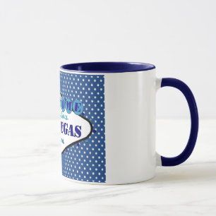 Weiße Tupfen Las Vegass, mit blauem Hintergrund Tasse