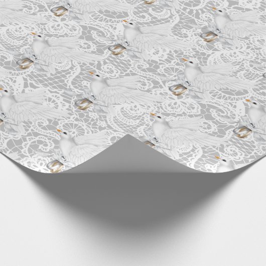 Weiße Tür mit Hochzeitsrennen an der Spitze Geschenkpapier (Ecke)