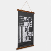 Weiße Typ für Harris Walz - amerikanische Flaggenw Wandteppich Mit Holzrahmen (Gewinkelt)