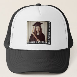 Weiße Typografie und Bewertung von Fotos Truckerkappe