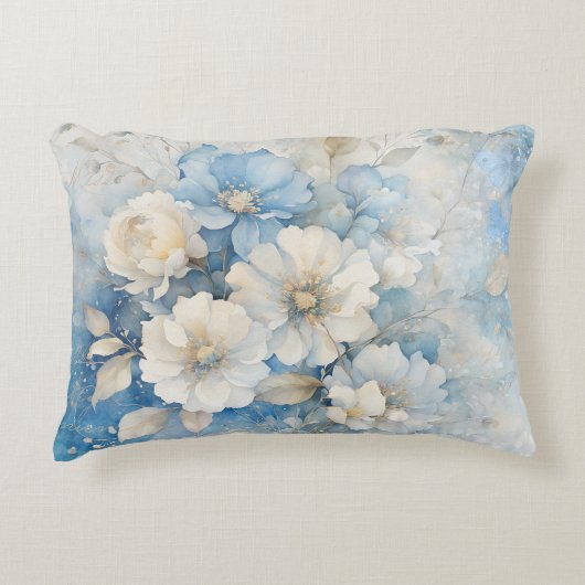 Weiße und blaue Blumen  Dekokissen (Vorderseite)