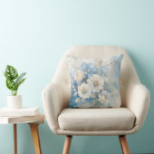 Weiße und blaue Blumen Kissen (Stuhl )