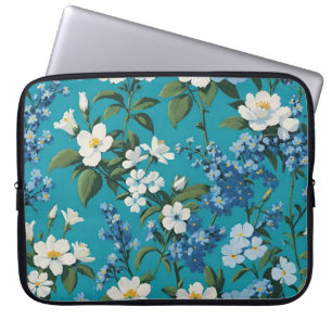 Weiße und blaue Blumen mit Türkis Hintergrund Blum Laptopschutzhülle