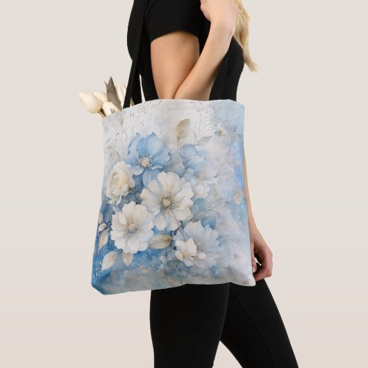Weiße und blaue Blumen Tasche (Von Nahem)