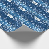 Weiße und blaue Weihnachtsbaume Mit Monogramm Geschenkpapier (Ecke)