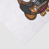 Weiße und braune Eule, die eine Gitarre mit rotem Seidenpapier (Ausschnitt)