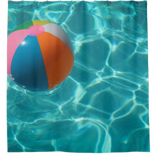 Weiße und farbenfrohe Beachball Duschvorhang (Vorderseite)