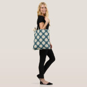 Weiße und gelbe Blume Tasche (Am Model)