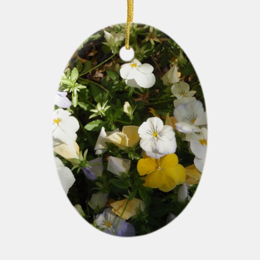 Weiße und gelbe Stiefmütterchen Keramikornament (Vorne)