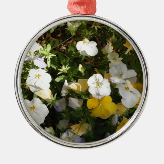 Weiße und gelbe Stiefmütterchen Silbernes Ornament (Vorne)