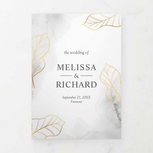 Weiße und goldene Blätter Ampersand auf einer Hoch Dreifach Gefaltete Einladung (Cover)