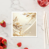 Weiße und goldene Blumen Serviette (Beispiel)