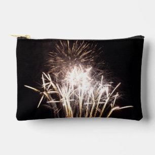 Weiße und goldene Feuerwerke I Patriotische Feier Zubehörtasche