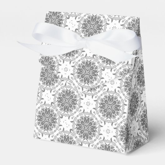 Weiße und graue Folklore Geschenkschachtel (Vorderseite)