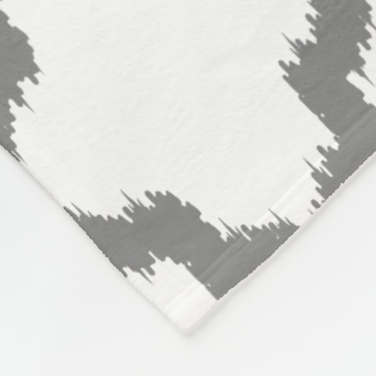 Weiße und graue Ikat Quatrefolienfolie Revertierba Fleecedecke (Ecke)