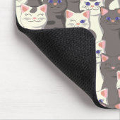 Weiße und graue Katzen Mousepad (Ecke)