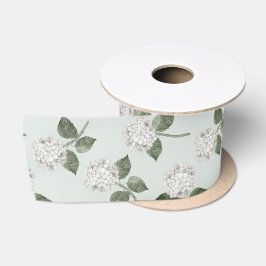 Weiße und grüne Hortensienblüten-Blumen  Satinband