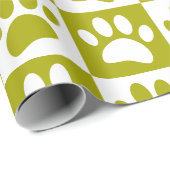 Weiße und grüne Hundepacken in quadratischen Quadr Geschenkpapier (Rolleneckpunkt)