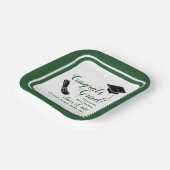 Weiße und grüne Klasse 2025 Abschluss Pappteller (Gewinkelt)