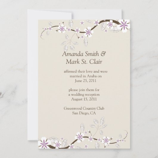 Weiße und Lavendelblüten auf Ecru Post Wedding Einladung (Vorderseite)