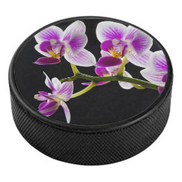 Weiße und lila Orchidee Eishockey Puck