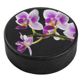 Weiße und lila Orchidee Eishockey Puck
