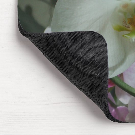 Weiße und Lila Orchideen Mousepad (Ecke)