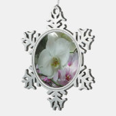 Weiße und Lila Orchideen Schneeflocken Zinn-Ornament (Rechts)