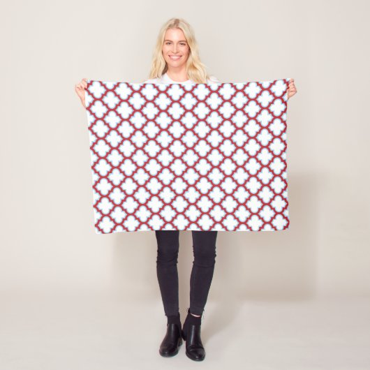 Weiße und rote Trellis, Gitter, Quatrefolie Fleecedecke (Beispiel)