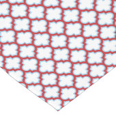 Weiße und rote Trellis, Gitter, Quatrefolie Kurzer Tischläufer (Ecke)