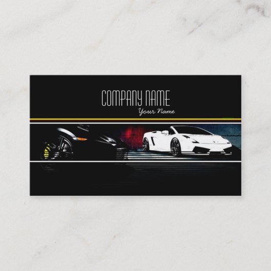 Weiße und schwarze exotische Autos im dunklen Visitenkarte (Vorderseite)