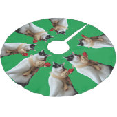 Weiße und schwarze Katze & Rentierspielzeug Polyester Weihnachtsbaumdecke (Schrägansicht)