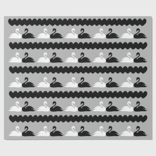 Weiße und schwarze Schwäne mit Herzen Geschenkpapier
