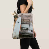 Weiße und schwarze Surfbretter Tasche (Von Nahem)