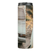 Weiße und schwarze Surfbretter Thermosbecher (Rückseite)