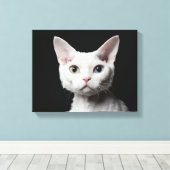 Weiße, ungerade mit Augen Katze Leinwanddruck (Insitu (Holzboden))